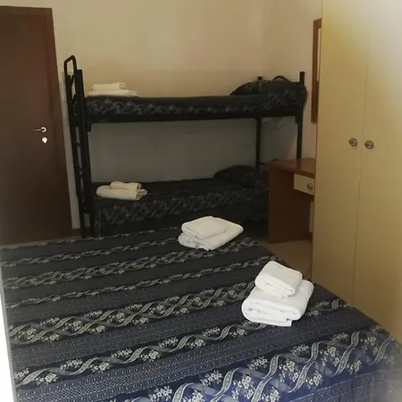 Jana فندق ريميني