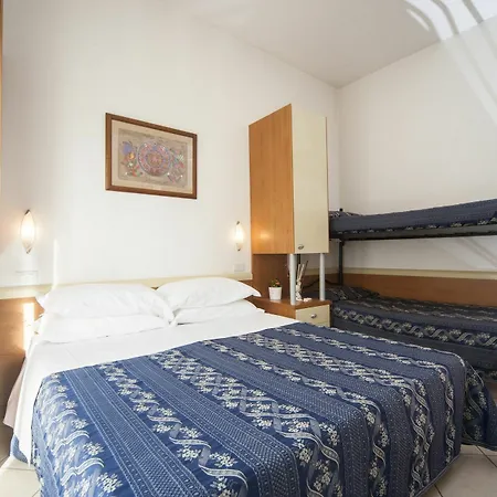 Jana מלון רימיני